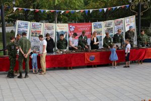 Астраханские поисковики организовали для жителей и гостей Советского района г.Астрахани патриотические площадки, посвященные празднованию Дня города